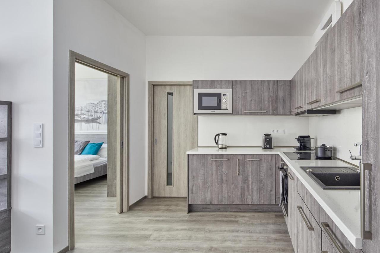 Minimalist Apartment On Wenceslas Square By Prague Days Bagian luar foto